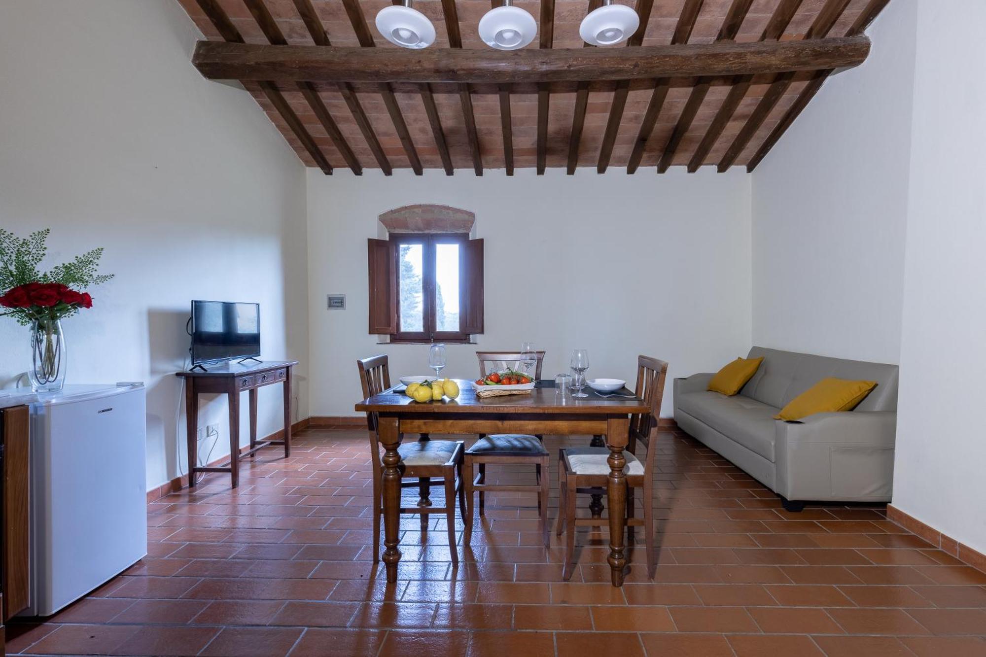 Residence Montevecchio Монтополи-ин-Валь-д'Арно Экстерьер фото