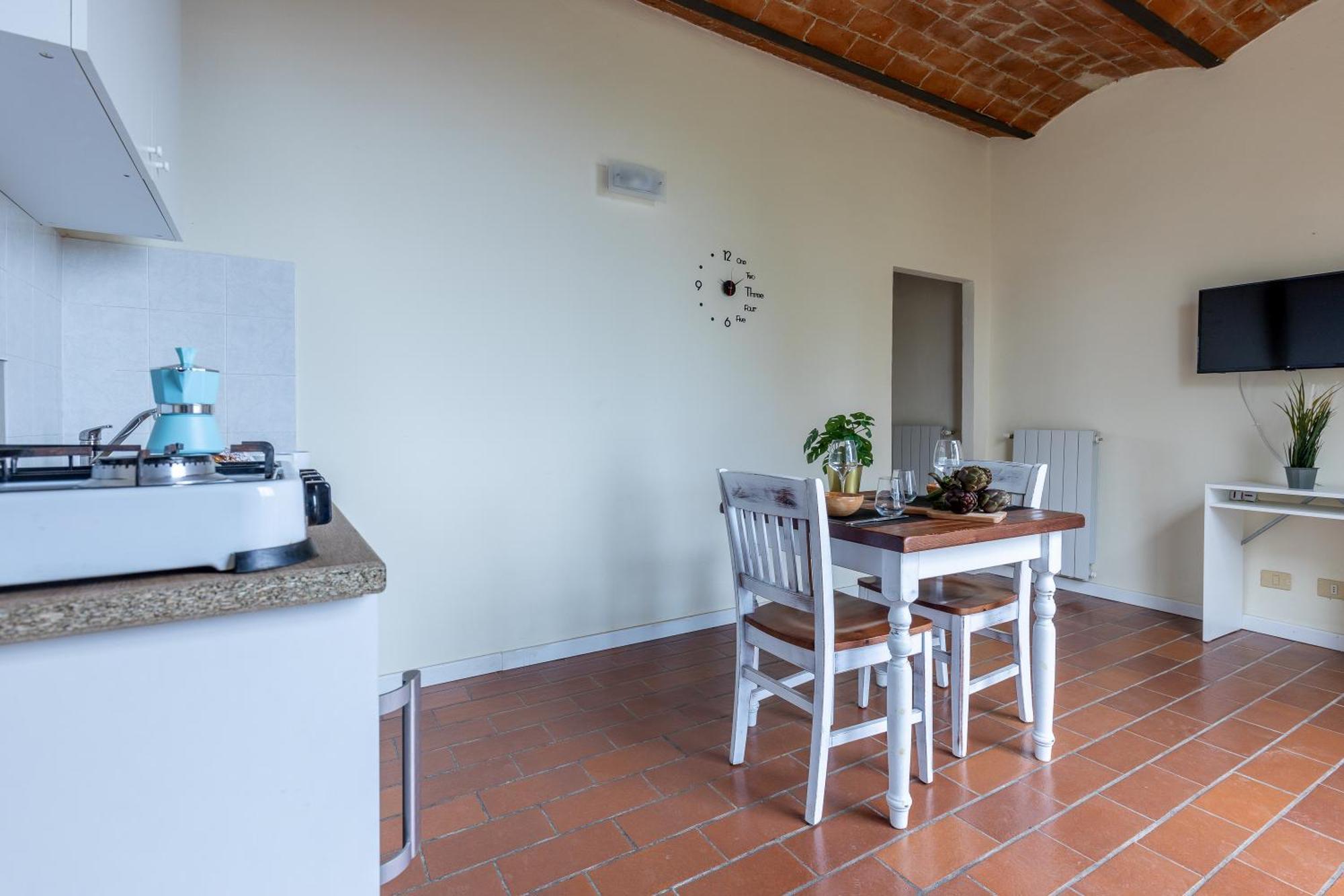 Residence Montevecchio Монтополи-ин-Валь-д'Арно Экстерьер фото