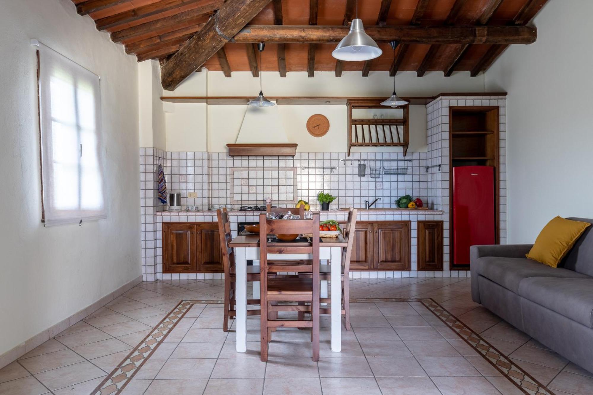 Residence Montevecchio Монтополи-ин-Валь-д'Арно Экстерьер фото