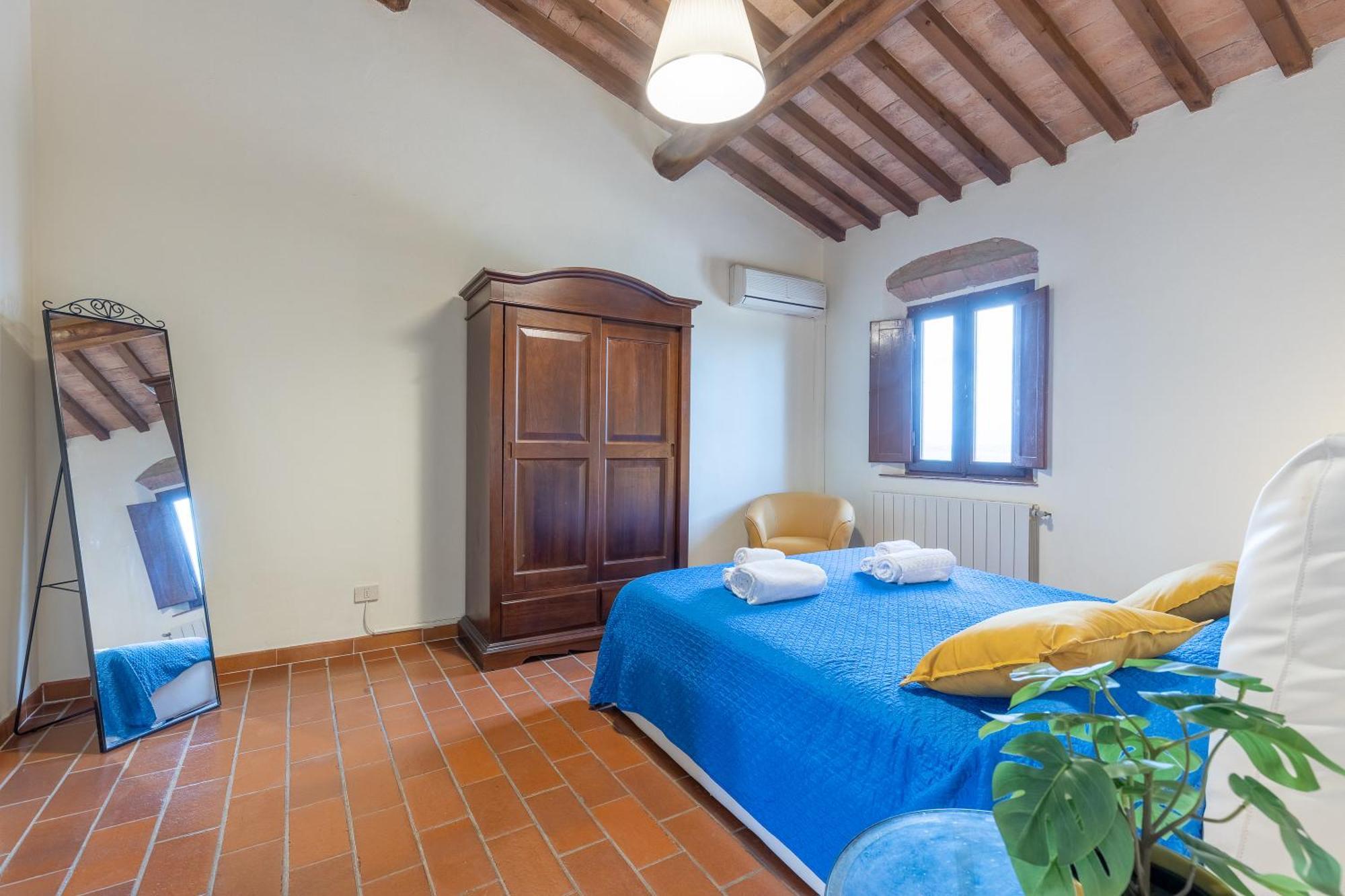 Residence Montevecchio Монтополи-ин-Валь-д'Арно Экстерьер фото