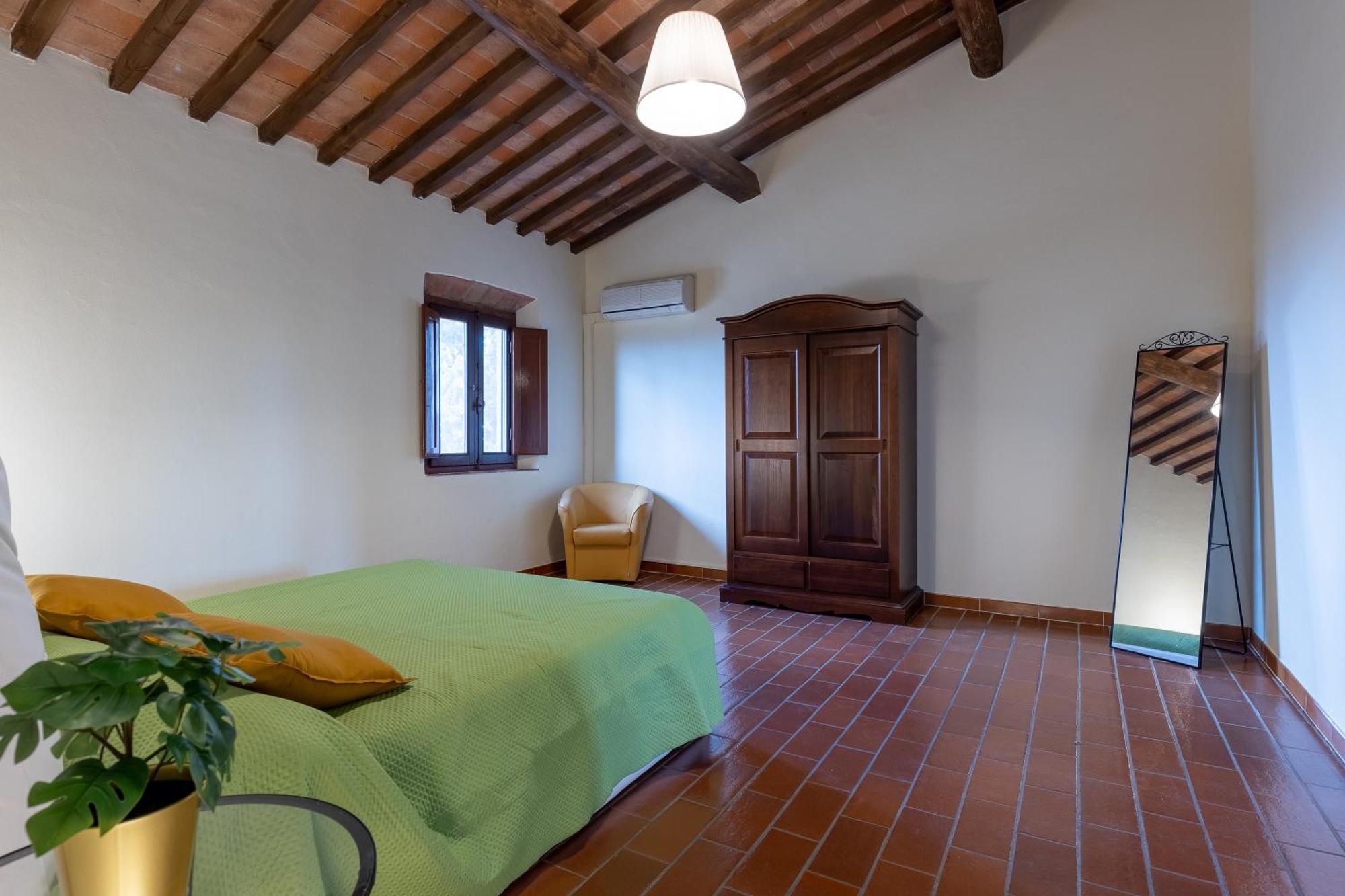 Residence Montevecchio Монтополи-ин-Валь-д'Арно Экстерьер фото